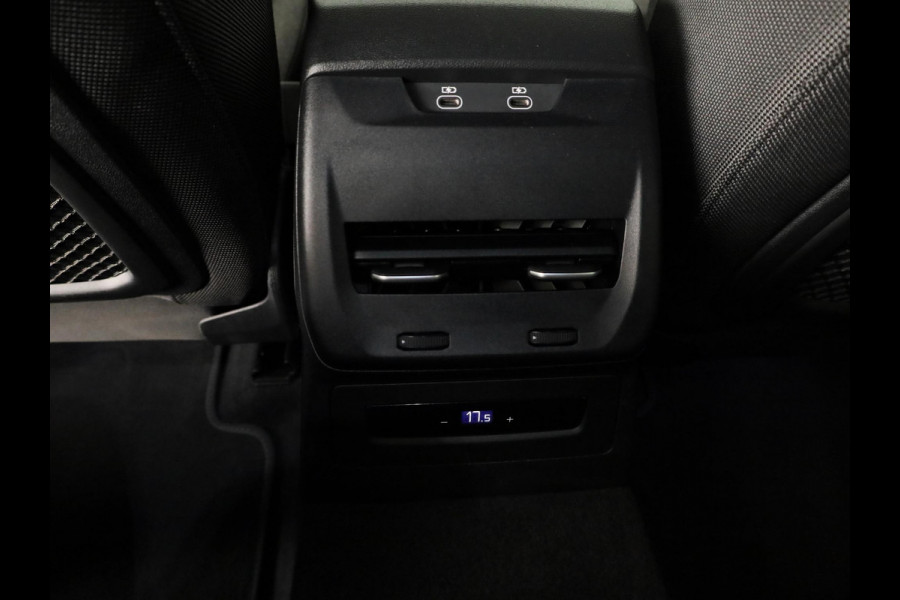 Audi A5 Avant 2.0 e-hybrid quattro S edition 299pk | Tech plus pakket | 19 inch lichtmetalen velgen | Keyless Entry | 360° camera | MMI bijrijdersscherm