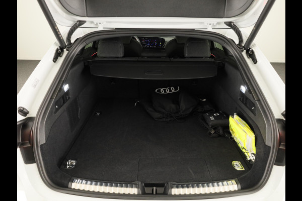 Audi A5 Avant 2.0 e-hybrid quattro S edition 299pk | Tech plus pakket | 19 inch lichtmetalen velgen | Keyless Entry | 360° camera | MMI bijrijdersscherm