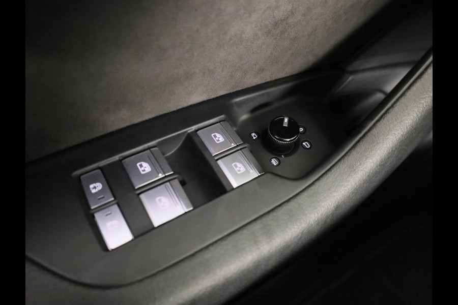 Audi A6 Limousine 50 TFSI e quattro S edition 299pk | SOH 92% | Panoramadak  Lederen bekleding | 360° Camera | Elektrisch verstelbare voorstoelen