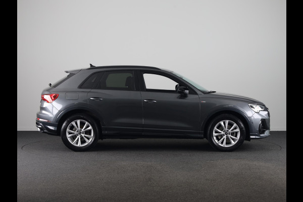 Audi Q3 35 TFSI S edition 150pk | Navigatie | Parkeersensoren voor en achter | S-line interieur | Stoelverwarming |