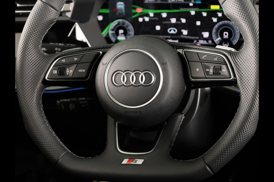 Audi A3 Sportback 45 TFSI e S edition Competition 272pk | Private Lease € 916,00 per maand* | Panoramadak | Sonos 3D | Ambient light | Parkeercamere | Adaptieve cruise controle