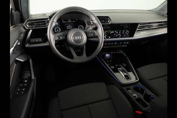 Audi A3 Sportback 40 TFSI e Advanced edition 204 pk S-tronic | Private Lease € 642,00 per maand* | Verlengde garantie | Navigatie | Parkeersensoren (Park assist) | Achteruitrijcamera | Adaptieve cruise control |