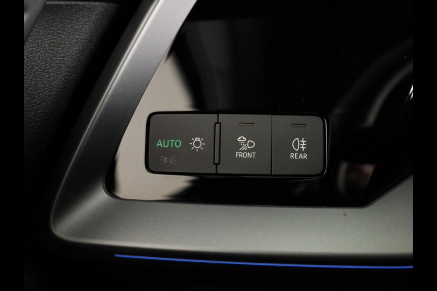 Audi A3 Sportback 40 TFSI e Advanced edition 204 pk S-tronic | Private Lease € 642,00 per maand* | Verlengde garantie | Navigatie | Parkeersensoren (Park assist) | Achteruitrijcamera | Adaptieve cruise control |