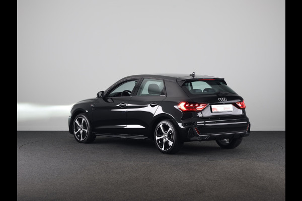 Audi A1 Sportback 35 TFSI S edition 150pk | Navigatie via App | Parkeercamera | Stoelverwarming | led koplampen | Adaptieve cruise controle | S-line interieur