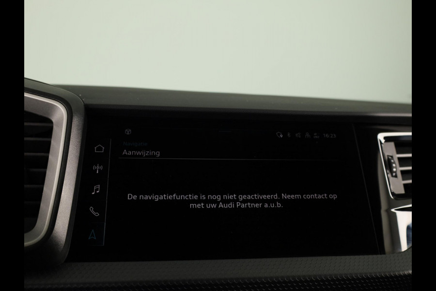 Audi A1 Sportback 35 TFSI S edition 150pk | Navigatie via App | Parkeercamera | Stoelverwarming | led koplampen | Adaptieve cruise controle | S-line interieur
