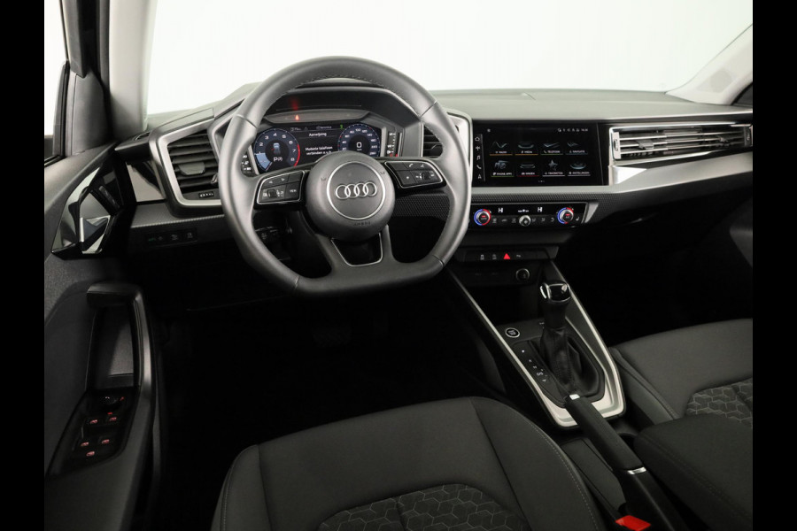 Audi A1 Sportback 35 TFSI S edition 150pk | Navigatie via App | Parkeercamera | Stoelverwarming | led koplampen | Adaptieve cruise controle | S-line interieur