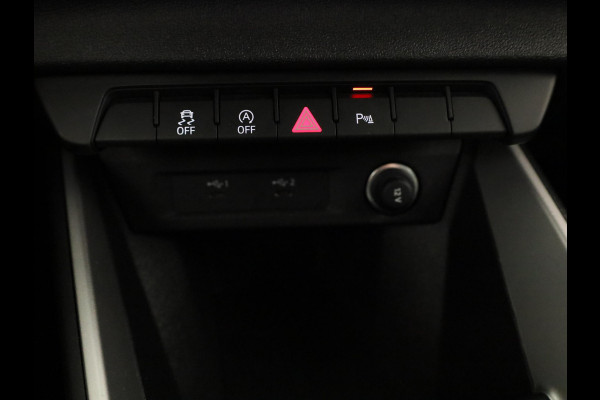 Audi A1 Sportback 35 TFSI S edition 150pk | Navigatie via App | Parkeercamera | Stoelverwarming | led koplampen | Adaptieve cruise controle | S-line interieur
