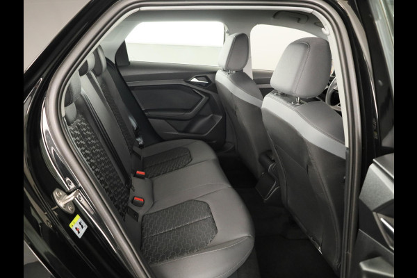 Audi A1 Sportback 35 TFSI S edition 150pk | Navigatie via App | Parkeercamera | Stoelverwarming | led koplampen | Adaptieve cruise controle | S-line interieur