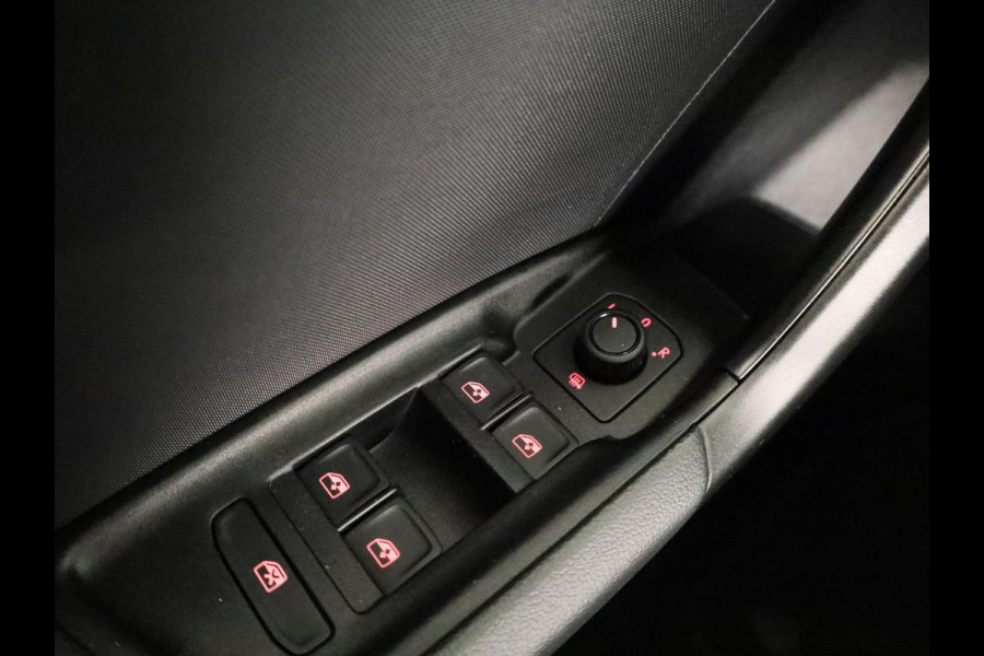 Audi A1 Sportback 35 TFSI S edition 150pk | Navigatie via App | Parkeercamera | Stoelverwarming | led koplampen | Adaptieve cruise controle | S-line interieur