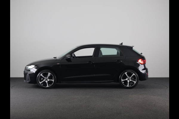 Audi A1 Sportback 35 TFSI S edition 150pk | Navigatie via App | Parkeercamera | Stoelverwarming | led koplampen | Adaptieve cruise controle | S-line interieur