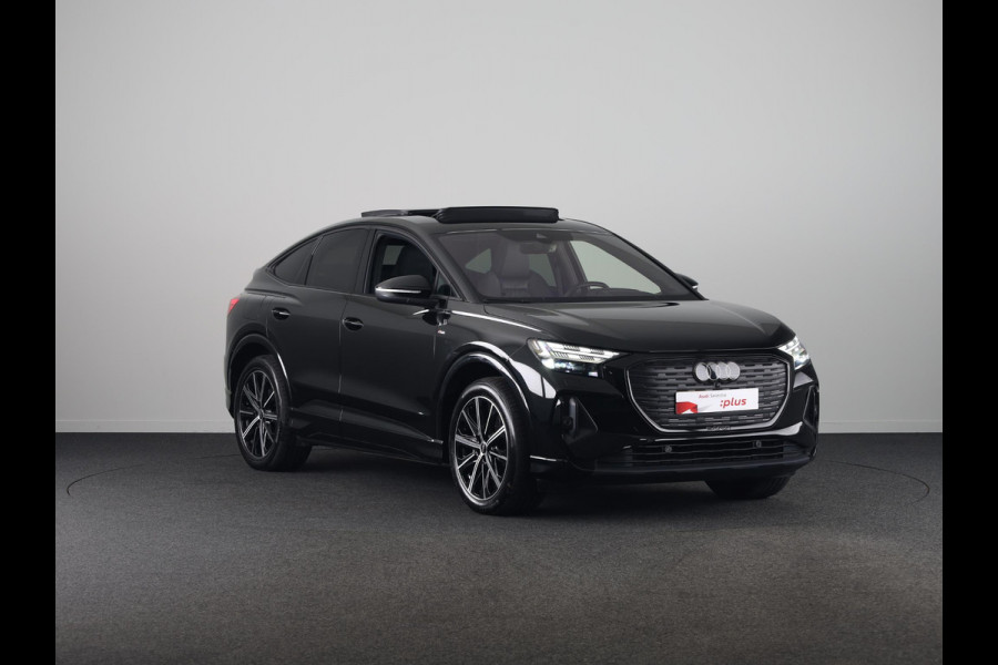 Audi Q4 Sportback e-tron 45 quattro S Edition 82 kWh 286pk | Panoramadak | lederen bekleding | SONOS premium Audio | Parkeercamera|