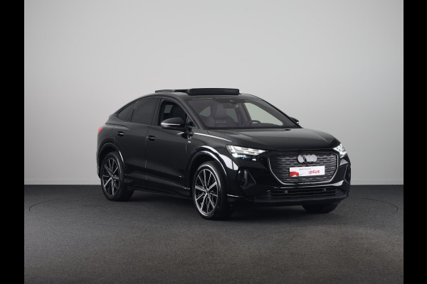 Audi Q4 Sportback e-tron 45 quattro S Edition 82 kWh 286pk | Panoramadak | lederen bekleding | SONOS premium Audio | Parkeercamera|