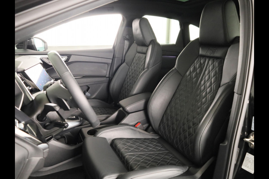 Audi Q4 Sportback e-tron 45 quattro S Edition 82 kWh 286pk | Panoramadak | lederen bekleding | SONOS premium Audio | Parkeercamera|