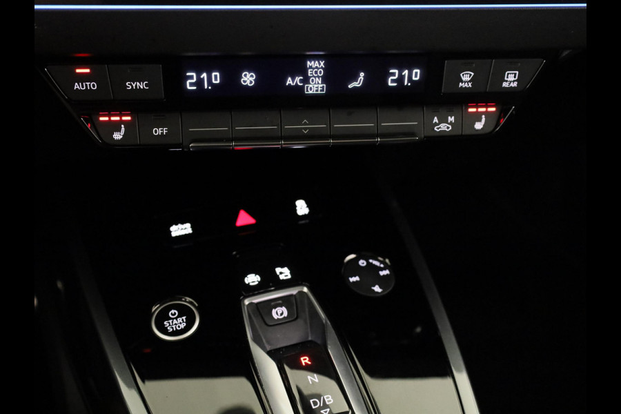 Audi Q4 Sportback e-tron 45 quattro S Edition 82 kWh 286pk | Panoramadak | lederen bekleding | SONOS premium Audio | Parkeercamera|