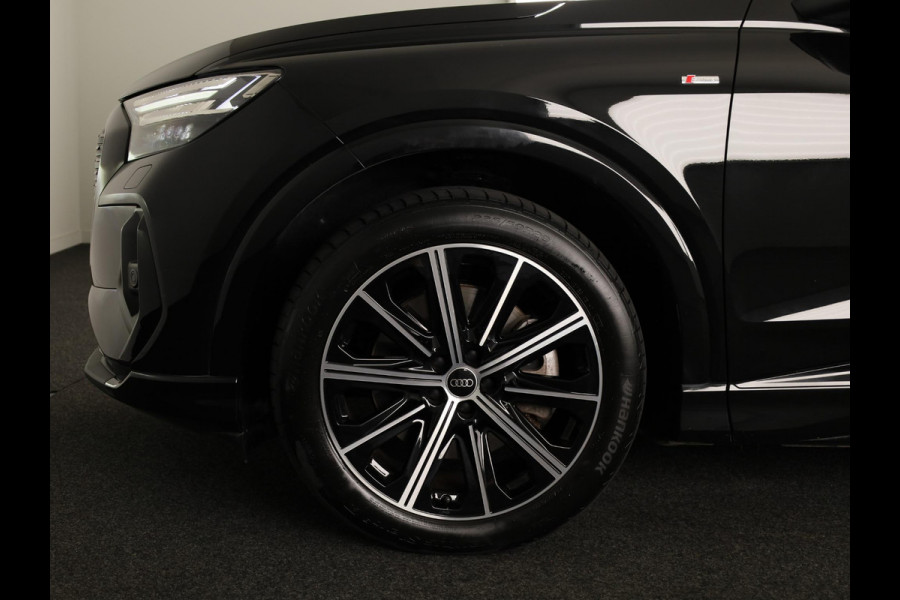 Audi Q4 Sportback e-tron 45 quattro S Edition 82 kWh 286pk | Panoramadak | lederen bekleding | SONOS premium Audio | Parkeercamera|