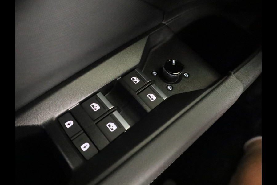Audi Q4 Sportback e-tron 45 quattro S Edition 82 kWh 286pk | Panoramadak | lederen bekleding | SONOS premium Audio | Parkeercamera|