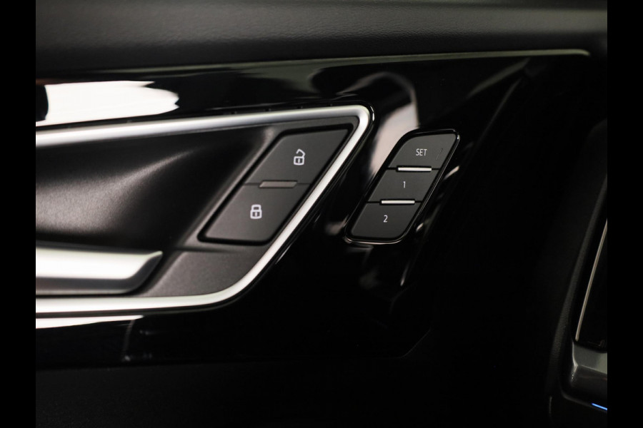 Audi Q4 Sportback e-tron 45 quattro S Edition 82 kWh 286pk | Panoramadak | lederen bekleding | SONOS premium Audio | Parkeercamera|