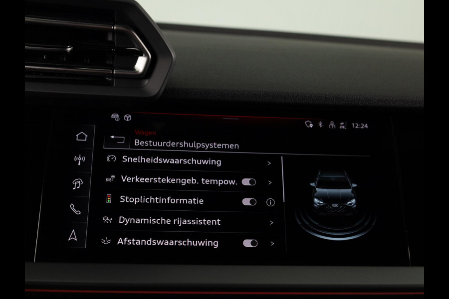 Audi A3 Sportback 40 TFSI e Advanced edition 204 pk S-tronic | Private Lease € 647,00 per maand* | Verlengde garantie | Navigatie | Parkeersensoren (Park assist) | Achteruitrijcamera | Adaptieve cruise control | Stoelverwarming |
