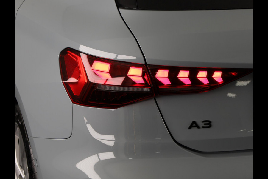 Audi A3 Sportback 40 TFSI e Advanced edition 204 pk S-tronic | Private Lease € 647,00 per maand* | Verlengde garantie | Navigatie | Parkeersensoren (Park assist) | Achteruitrijcamera | Adaptieve cruise control | Stoelverwarming |