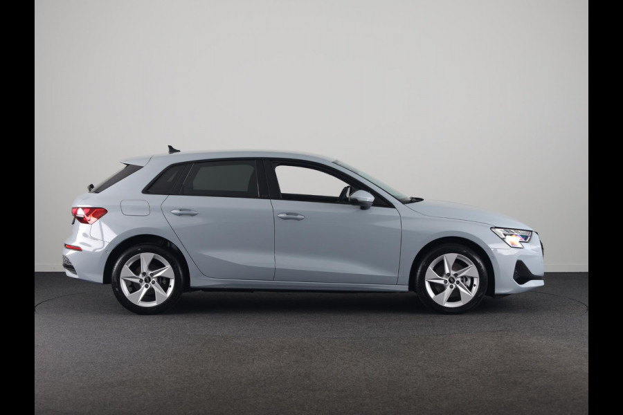 Audi A3 Sportback 40 TFSI e Advanced edition 204 pk S-tronic | Private Lease € 647,00 per maand* | Verlengde garantie | Navigatie | Parkeersensoren (Park assist) | Achteruitrijcamera | Adaptieve cruise control | Stoelverwarming |