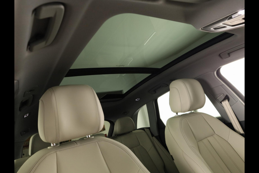 Audi Q5 2.0 TFSI e-hybrid quattro S edition 299pk | Panoramadak | Elektrisch verstelbare voorstoelen | 19 inch Lichtmetalen velgen | Matrix Led verlichting | Adaptieve cruise controle