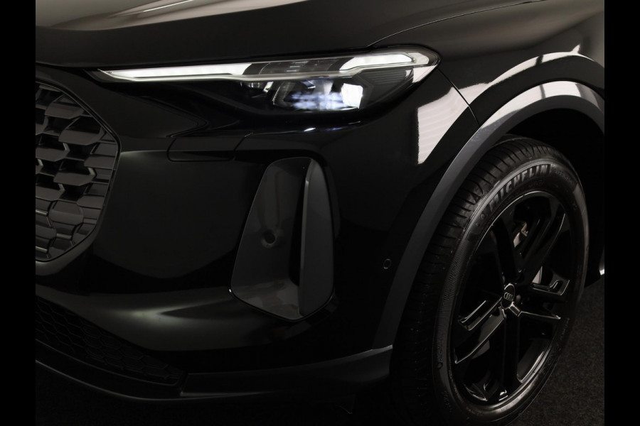 Audi Q5 2.0 TFSI e-hybrid quattro S edition 299pk | Panoramadak | Elektrisch verstelbare voorstoelen | 19 inch Lichtmetalen velgen | Matrix Led verlichting | Adaptieve cruise controle