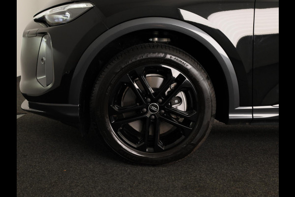 Audi Q5 2.0 TFSI e-hybrid quattro S edition 299pk | Panoramadak | Elektrisch verstelbare voorstoelen | 19 inch Lichtmetalen velgen | Matrix Led verlichting | Adaptieve cruise controle