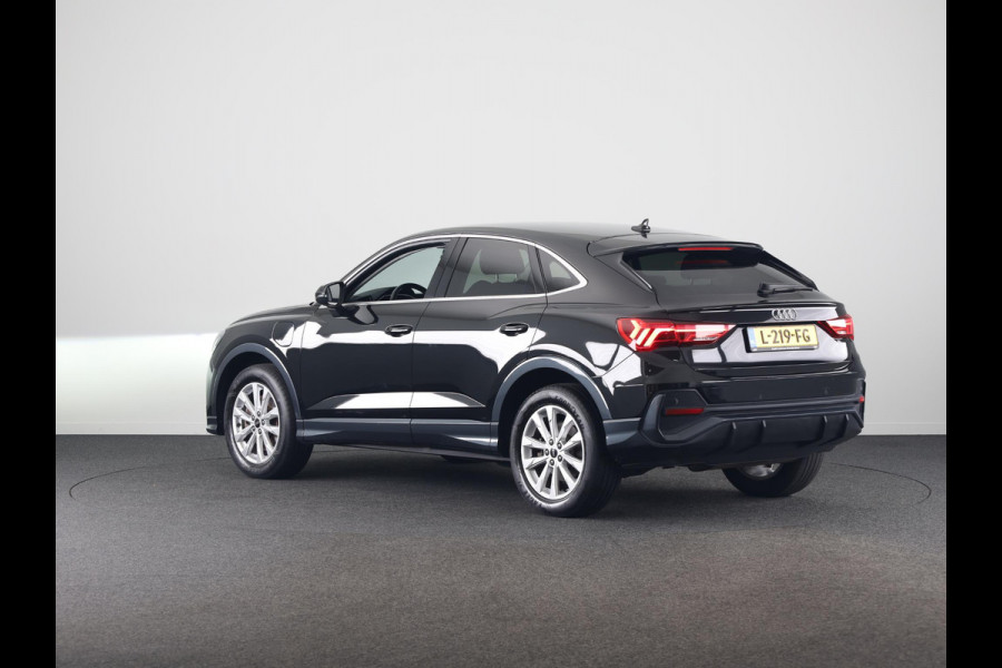 Audi Q3 Sportback 45 TFSI e Business Edition 245 pk S-tronic | Navigatie | Trekhaak (wegklapbaar) | Parkeersensoren achter | Adaptieve cruise control | Stoelverwarming |