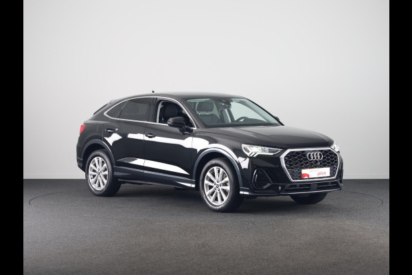 Audi Q3 Sportback 45 TFSI e Business Edition 245 pk S-tronic | Navigatie | Trekhaak (wegklapbaar) | Parkeersensoren achter | Adaptieve cruise control | Stoelverwarming |