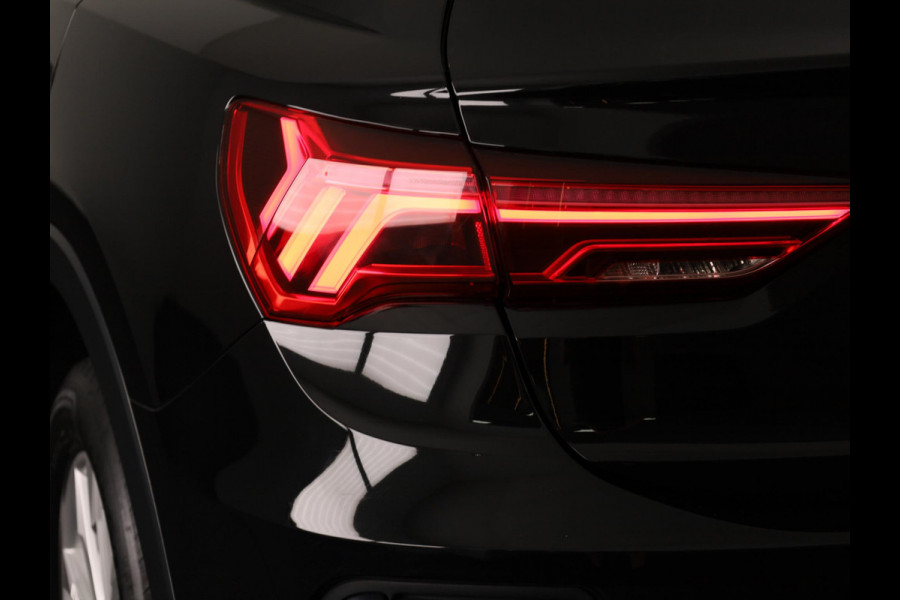 Audi Q3 Sportback 45 TFSI e Business Edition 245 pk S-tronic | Navigatie | Trekhaak (wegklapbaar) | Parkeersensoren achter | Adaptieve cruise control | Stoelverwarming |