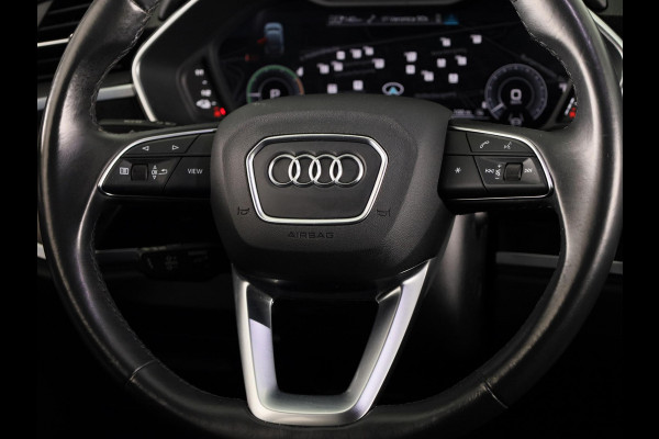Audi Q3 Sportback 45 TFSI e Business Edition 245 pk S-tronic | Navigatie | Trekhaak (wegklapbaar) | Parkeersensoren achter | Adaptieve cruise control | Stoelverwarming |