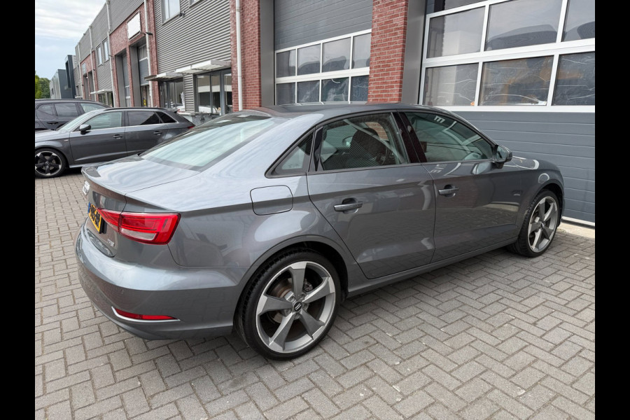 Audi A3 Limousine 1.5 TFSI 150PK LED PDC Stoelverw 62DKM