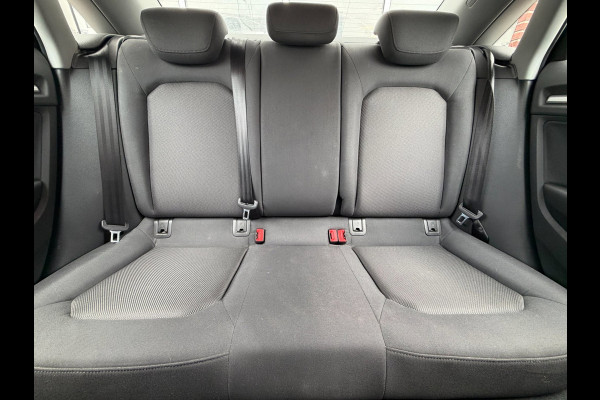 Audi A3 Limousine 1.5 TFSI 150PK LED PDC Stoelverw 62DKM