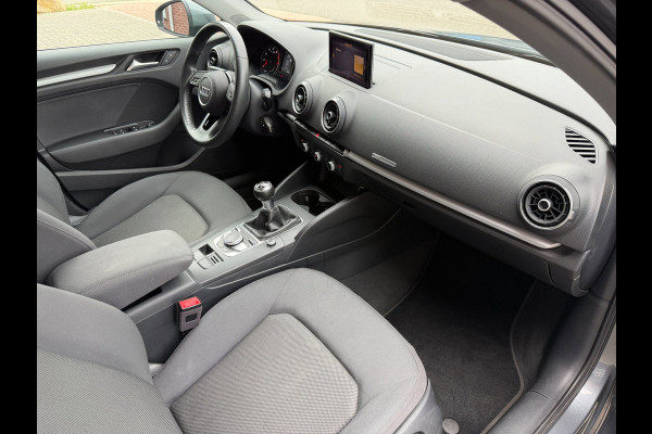 Audi A3 Limousine 1.5 TFSI 150PK LED PDC Stoelverw 62DKM