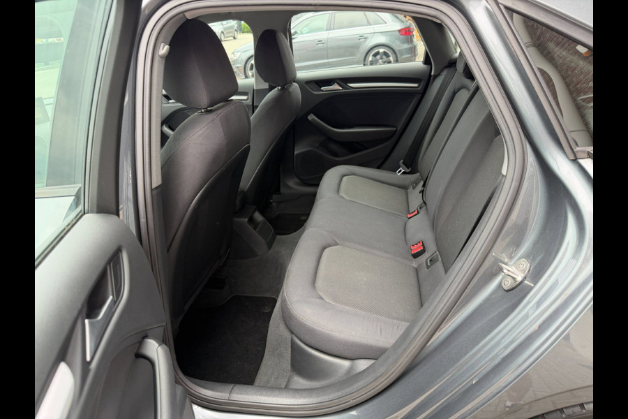 Audi A3 Limousine 1.5 TFSI 150PK LED PDC Stoelverw 62DKM