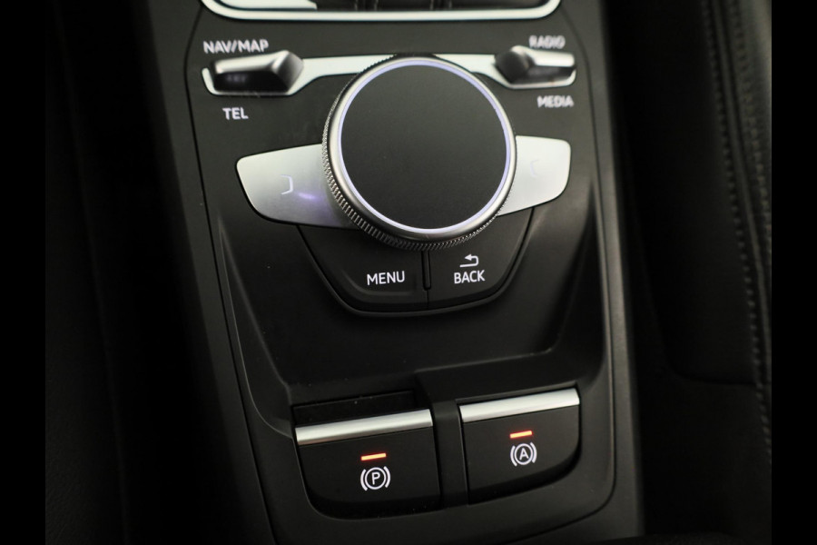 Audi Q2 35 TFSI S Edition 150pk | Navigatie | Matrix Led verlichting | 17 inch Lichtmetalen velgen | Apple Carplay /-Android auto
