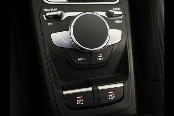 Audi Q2 35 TFSI S Edition 150pk | Navigatie | Matrix Led verlichting | 17 inch Lichtmetalen velgen | Apple Carplay /-Android auto
