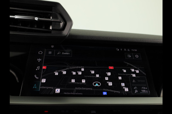 Audi A3 Sportback 40 TFSI e Business edition 204pk | Stoelverwarming | Elek. achterklep | Carplay | Sportstoelen | Audi soundsystem