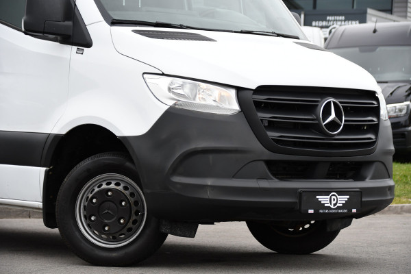 Mercedes-Benz Sprinter 519 V6 3.0 CDI L3H2 PB Edition N1, Camera, Carplay, 3500kg Trekhaak, Mbux, Automaat, Keyless, 3 Zits, Uniek!