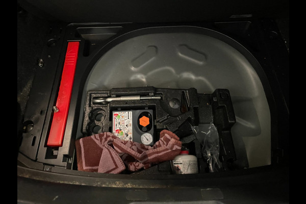 Volvo V40 1.5 T2 Polar+ AIRCO NAVI NAP BTW