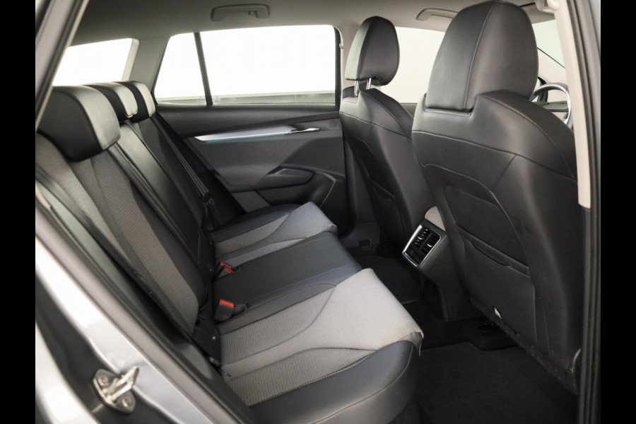 Škoda ENYAQ iV 60 180 pk | SOH 92,67% | Navigatie | Parkeersensoren (Park assist) | LED koplampen | Apple Carplay/Android Auto |