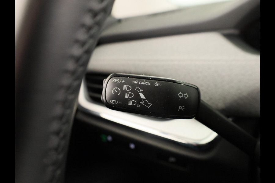 Škoda ENYAQ iV 60 180 pk | SOH 92,67% | Navigatie | Parkeersensoren (Park assist) | LED koplampen | Apple Carplay/Android Auto |