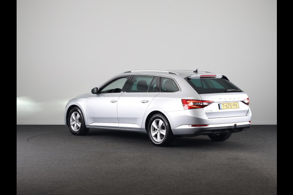 Škoda Superb Combi 1.5 TSI ACT Business Edition 150 pk Automaat (DSG) | Verlengde garantie | Navigatie | Trekhaak (wegklapbaar) | Parkeersensoren | Keyless |