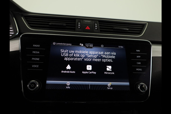 Škoda Superb Combi 1.5 TSI ACT Business Edition 150 pk Automaat (DSG) | Verlengde garantie | Navigatie | Trekhaak (wegklapbaar) | Parkeersensoren | Keyless |