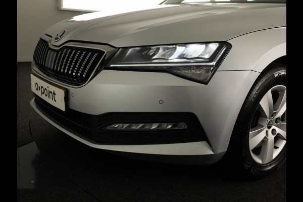 Škoda Superb Combi 1.5 TSI ACT Business Edition 150 pk Automaat (DSG) | Verlengde garantie | Navigatie | Trekhaak (wegklapbaar) | Parkeersensoren | Keyless |