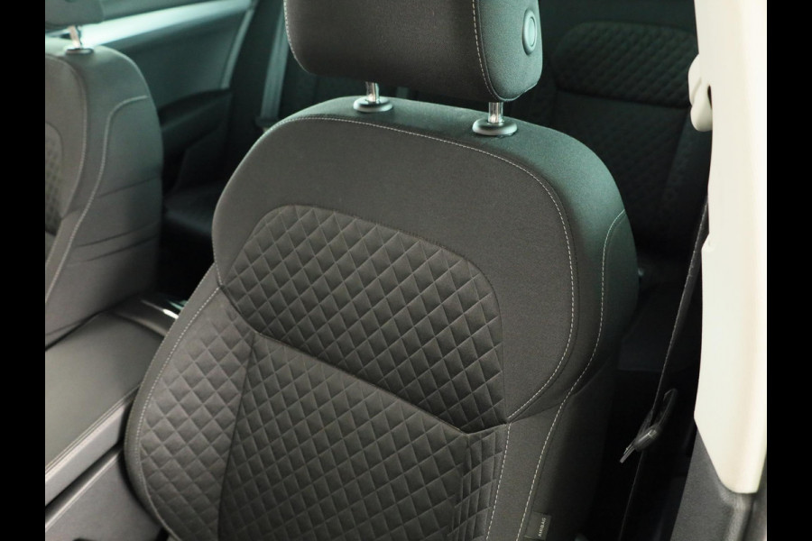 Škoda Superb Combi 1.5 TSI ACT Business Edition 150 pk Automaat (DSG) | Verlengde garantie | Navigatie | Trekhaak (wegklapbaar) | Parkeersensoren | Keyless |