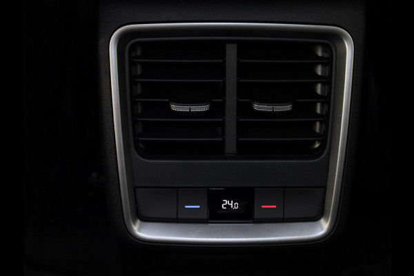 Škoda Enyaq 60 Business Edition 204pk | Elek. bestuurdersstoel | Adaptive Cruise | Blind Spot | Stoelverwarming