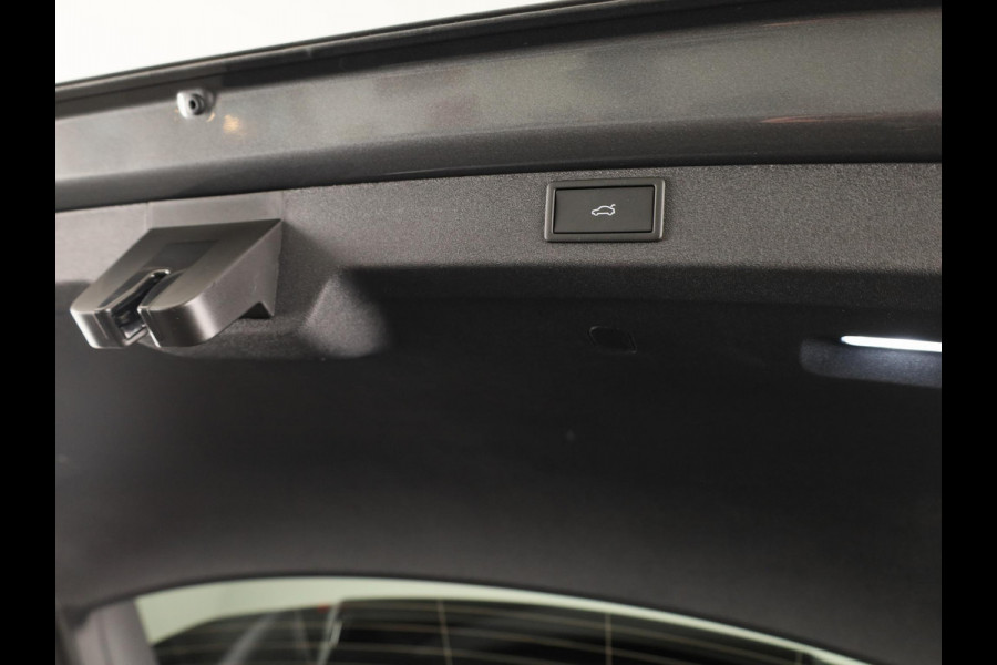 Škoda Enyaq 60 Business Edition 204pk | Elek. bestuurdersstoel | Adaptive Cruise | Blind Spot | Stoelverwarming