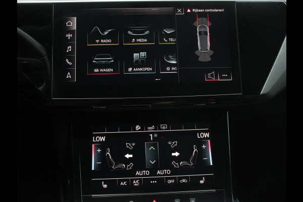 Audi e-tron e-tron 55 quattro Leder Navigatie Trekhaak Led koplampen Tour pakket Virtual cockpit Cruise control adaptief Climate control Lichtmetalen velgen