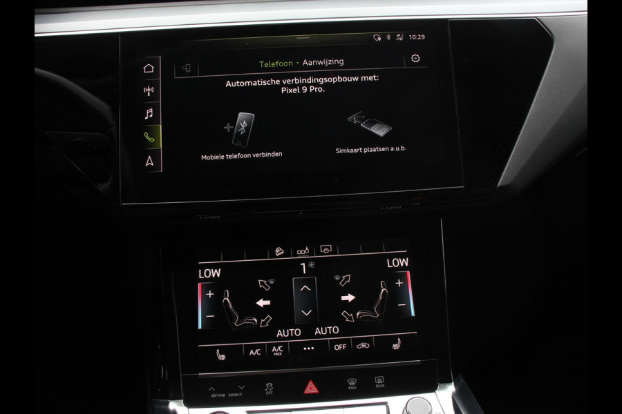 Audi e-tron e-tron 55 quattro Leder Navigatie Trekhaak Led koplampen Tour pakket Virtual cockpit Cruise control adaptief Climate control Lichtmetalen velgen